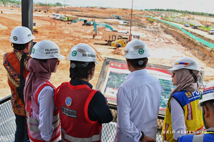 Cek Progres Pembangunan Bandara IKN, Menhub Target 1 Agustus Sudah ...